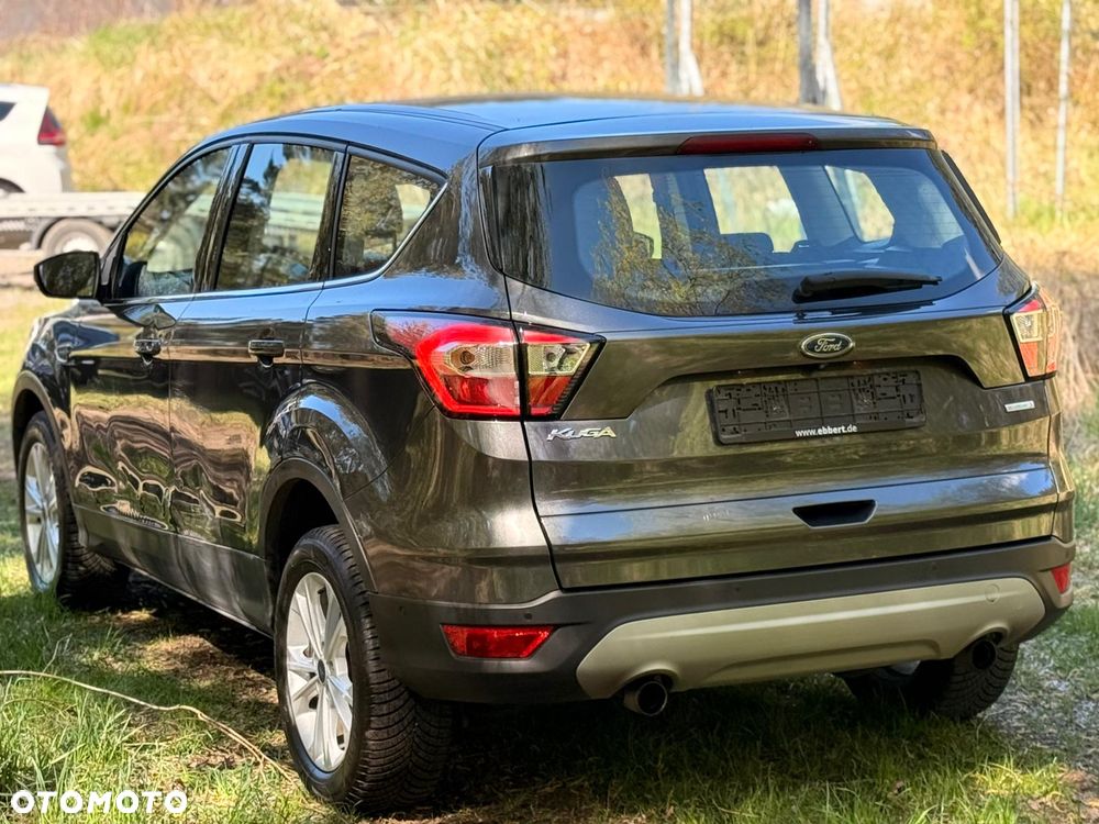 Ford Kuga - 3