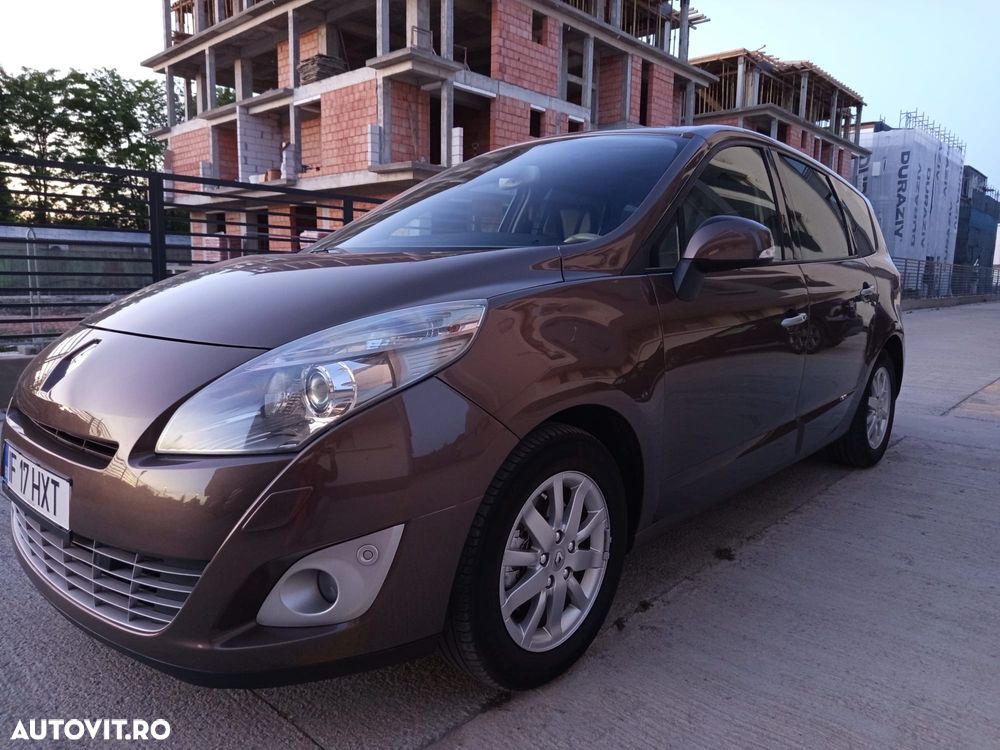 Renault Grand Scenic - 2