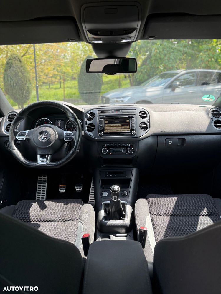 Volkswagen Tiguan - 9