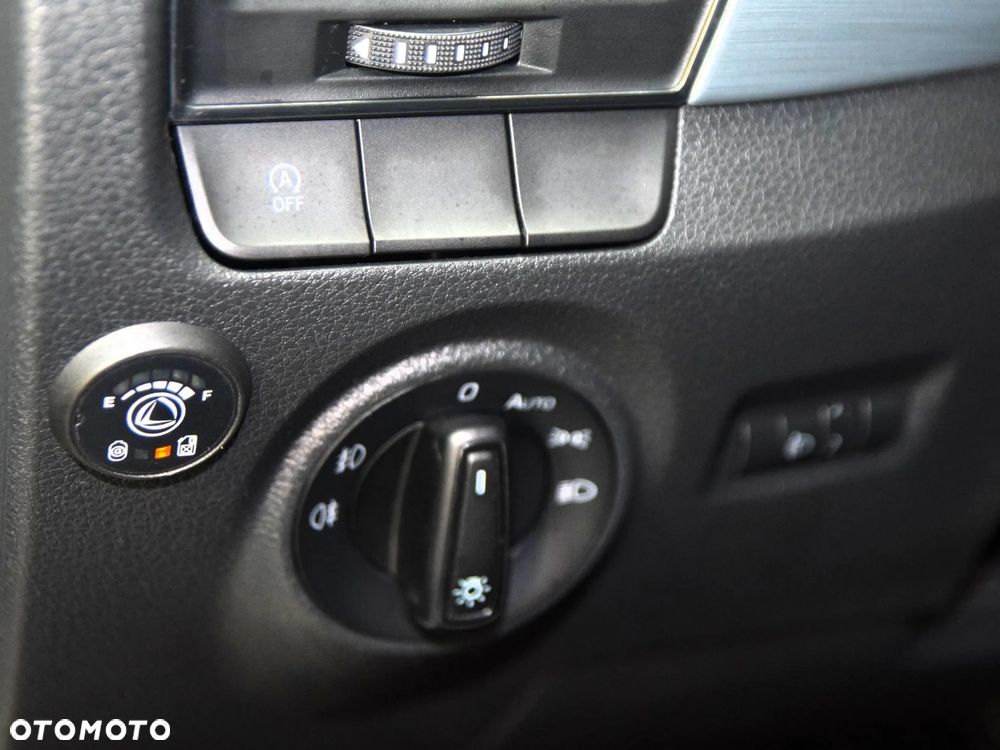 Skoda Fabia 1.0 Ambition - 19