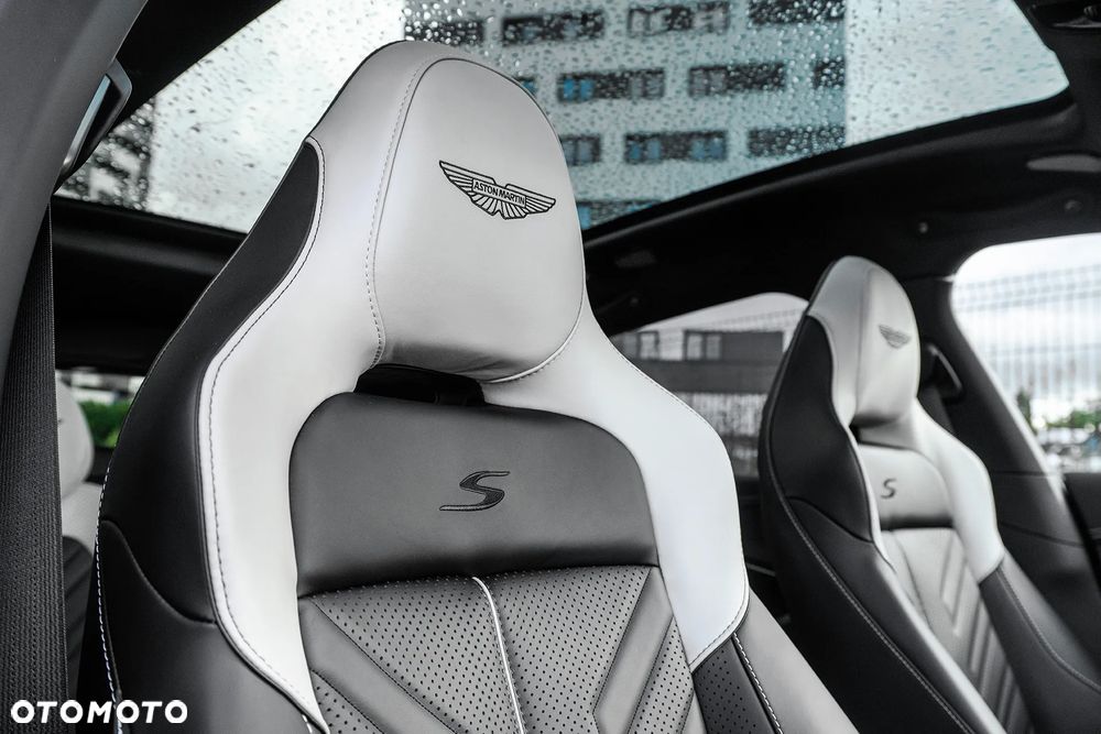 Aston Martin DBX707 - 23