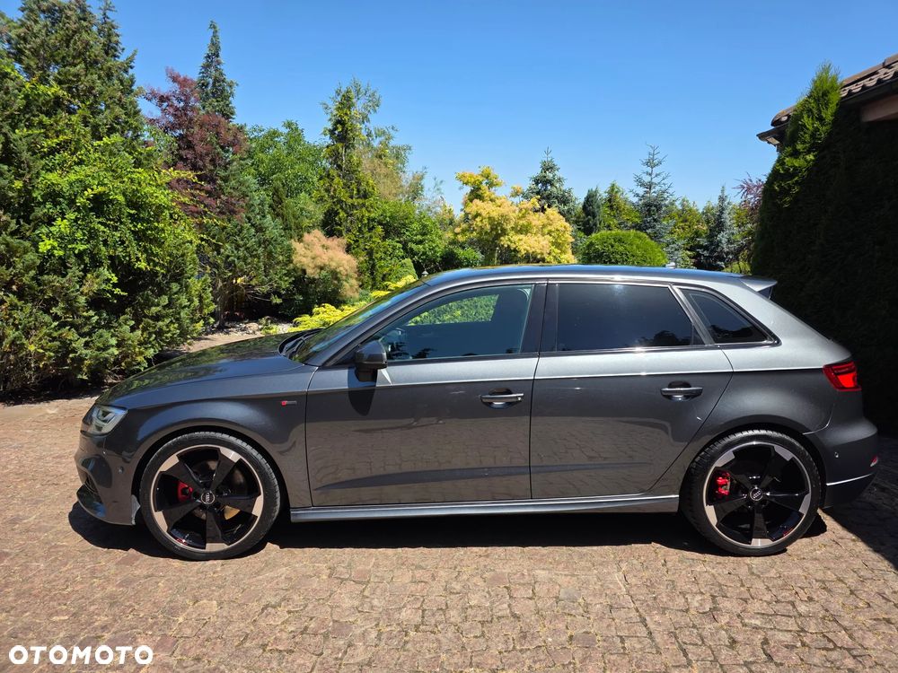 Audi A3 Sportback 2.0 TDI (clean diesel) quattro S tronic S line Sportpaket - 2