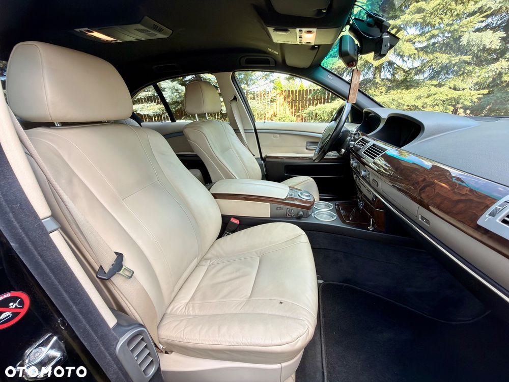 BMW Seria 7 730Li - 15