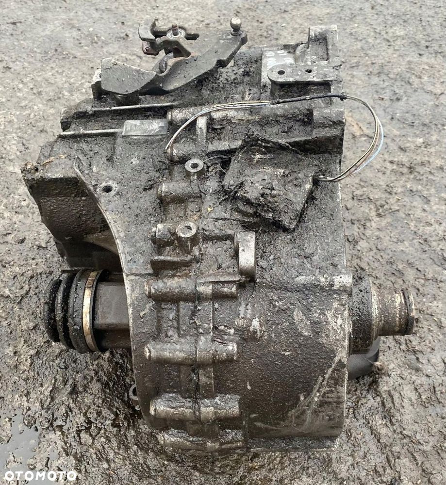 SKRZYNIA MANUALNA BIEGÓW VOLKSWAGEN SHARAN 1.9TDI FUX - 2