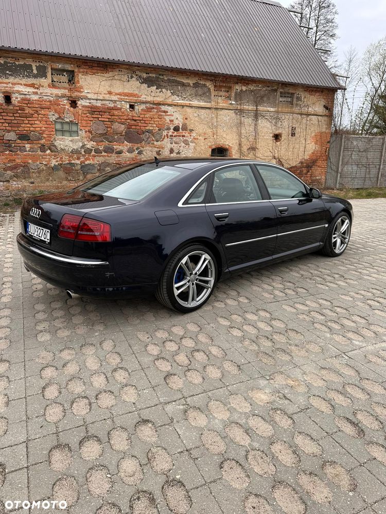 Audi A8 4.2 Quattro - 3