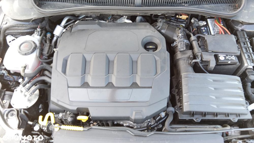 Volkswagen Polo 1.6 TDI SCR Highline - 17