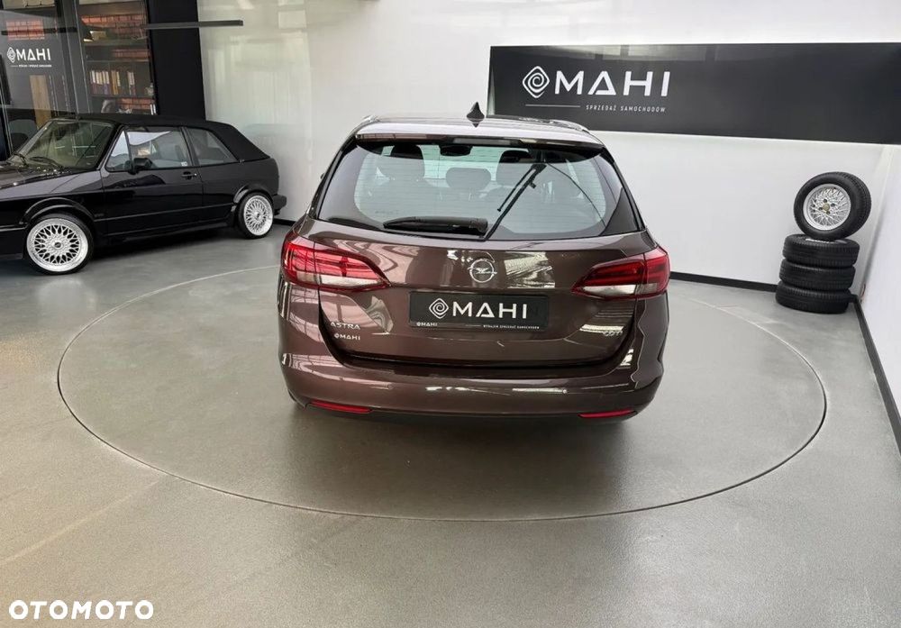 Opel Astra 1.6 D Start/Stop Innovation - 10