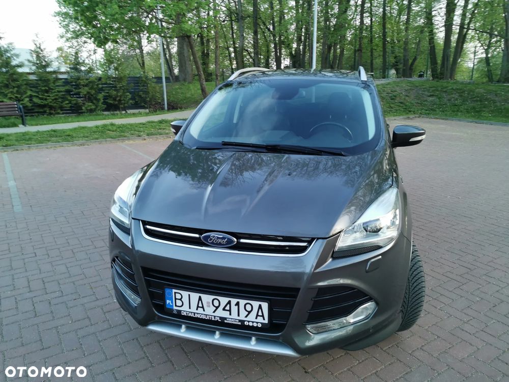 Ford Kuga 1.5 EcoBoost 2x4 Titanium - 15