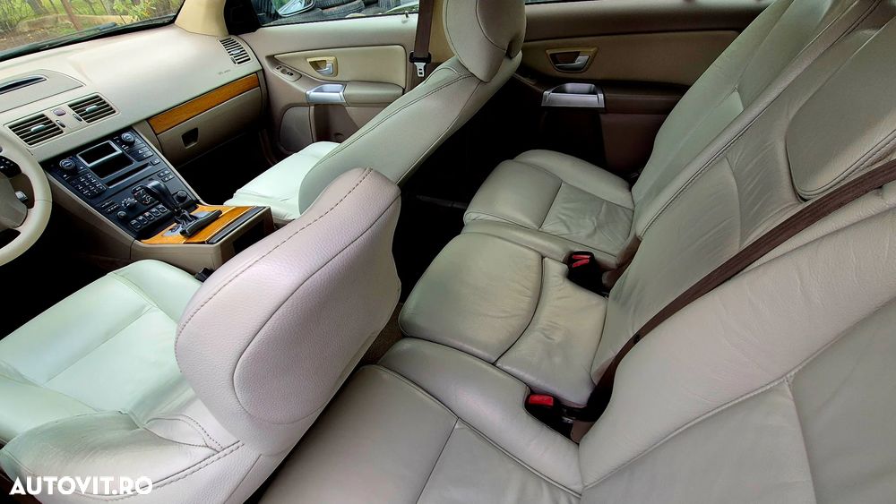 Volvo XC 90 D5 Aut. Summum - 9