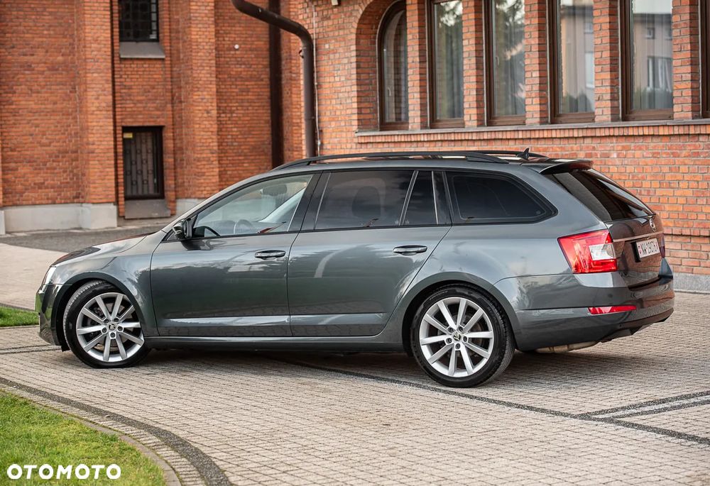 Skoda Octavia 2.0 TDI SCR 4x4 Style DSG - 12