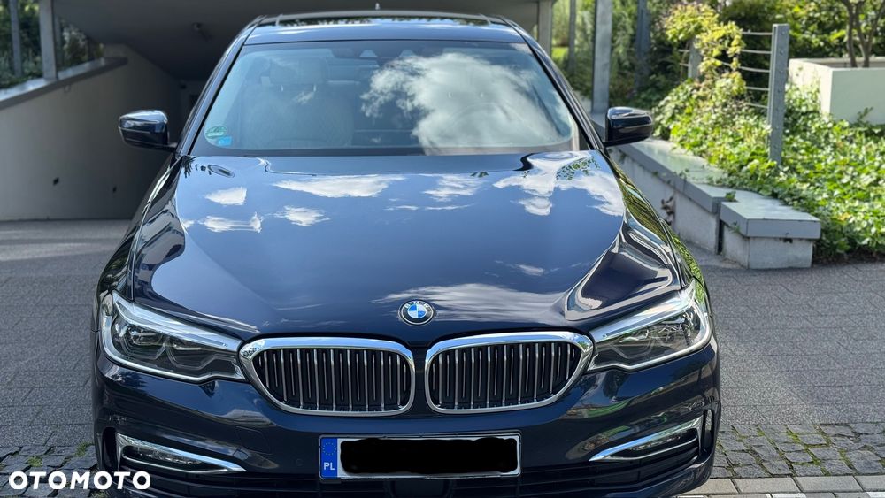 BMW Seria 5 540i Luxury Line sport - 15