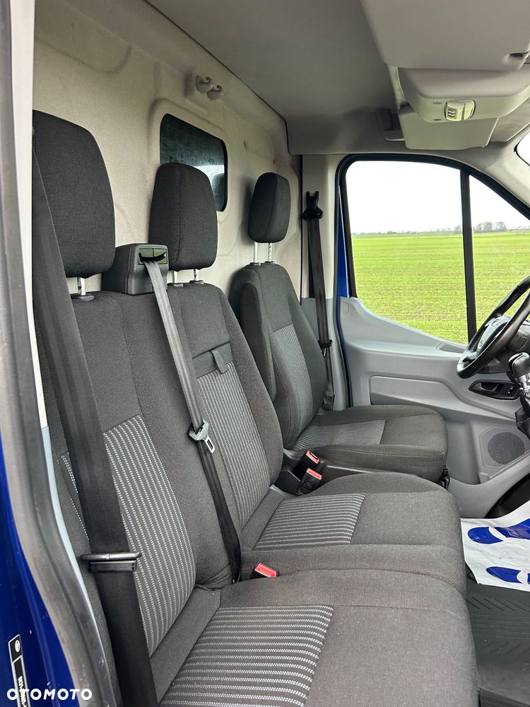 Ford Transit - 29