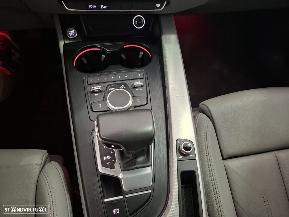 Audi A4 Avant 2.0 TDI S-line S tronic - 19