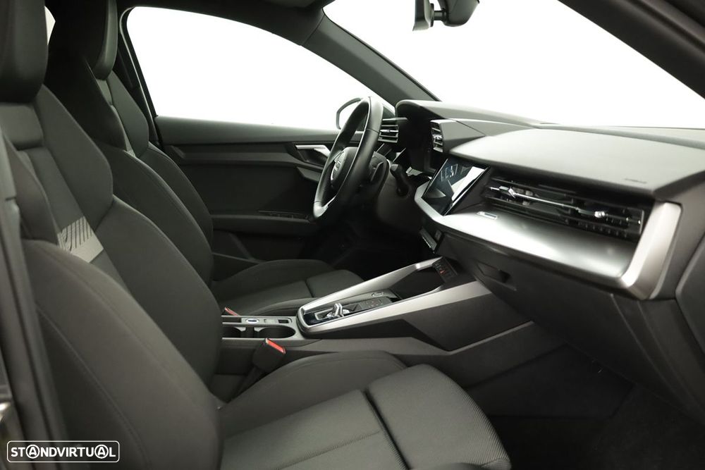 Audi A3 Sportback 45 TFSIe S line - 22