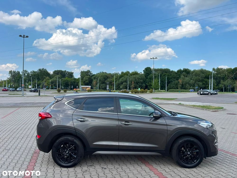 Hyundai Tucson 2.0 CRDi 4WD Passion Plus - 8