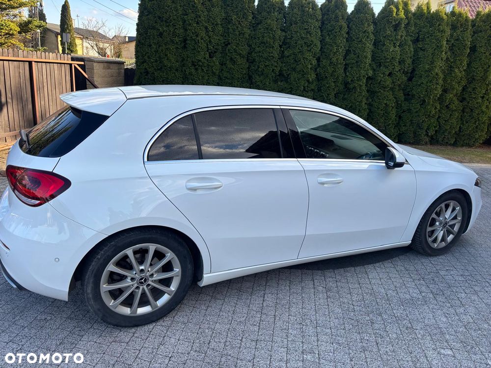 Mercedes-Benz Klasa A 180 d Style 7G-DCT - 4