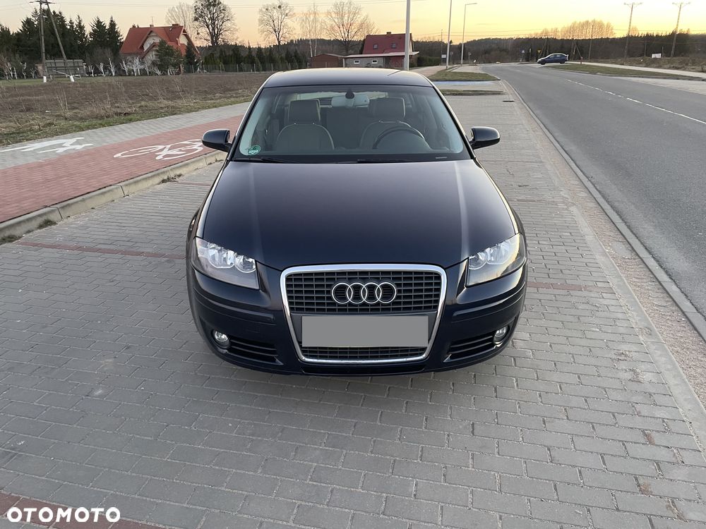 Audi A3 Sportback - 2