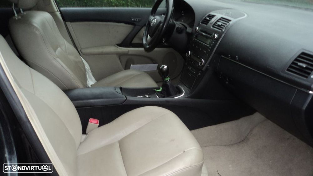Toyota Avensis 2.2 D-4D 150cv SW 2009  - Para Peças - 7