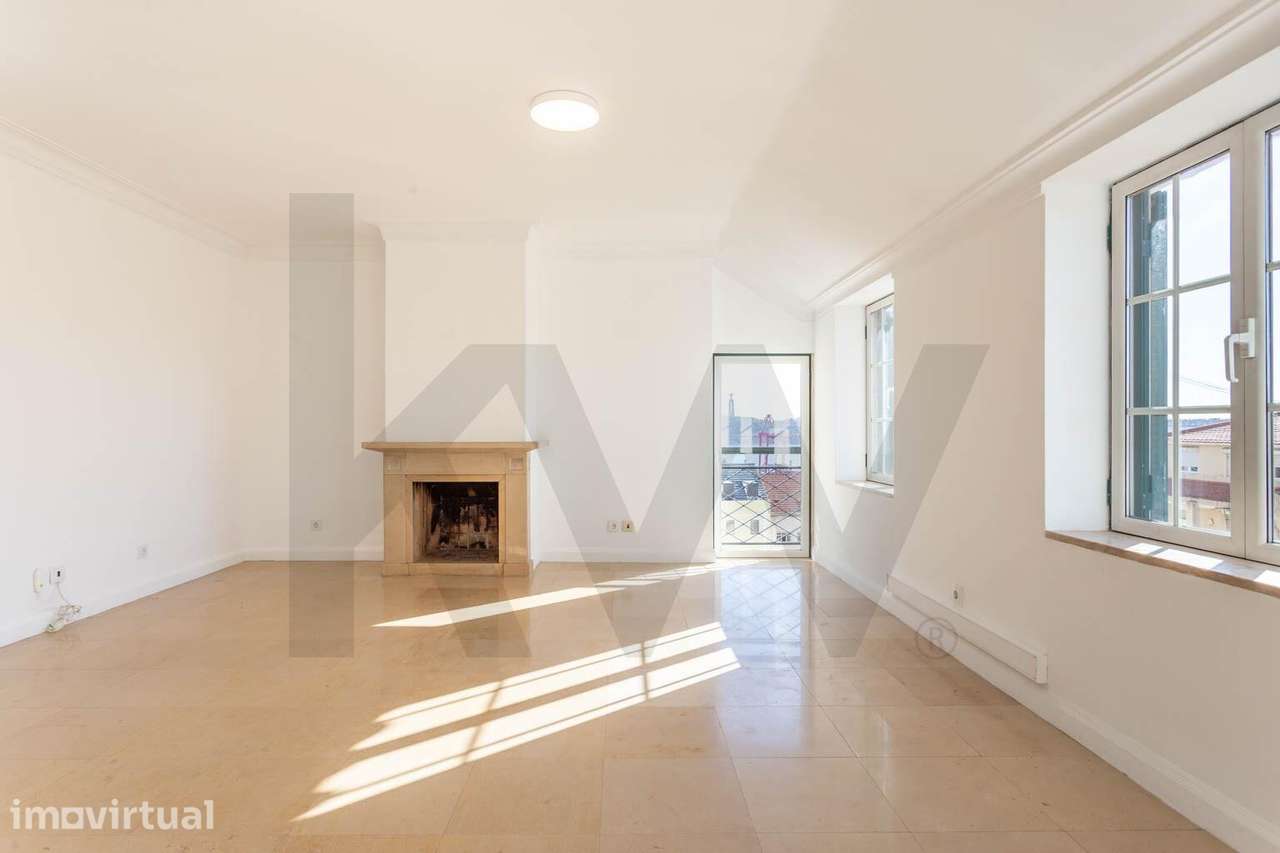 Apartamento T1+1 duplex com garagem | na Lapa, Lisboa - Grande imagem: 4/34