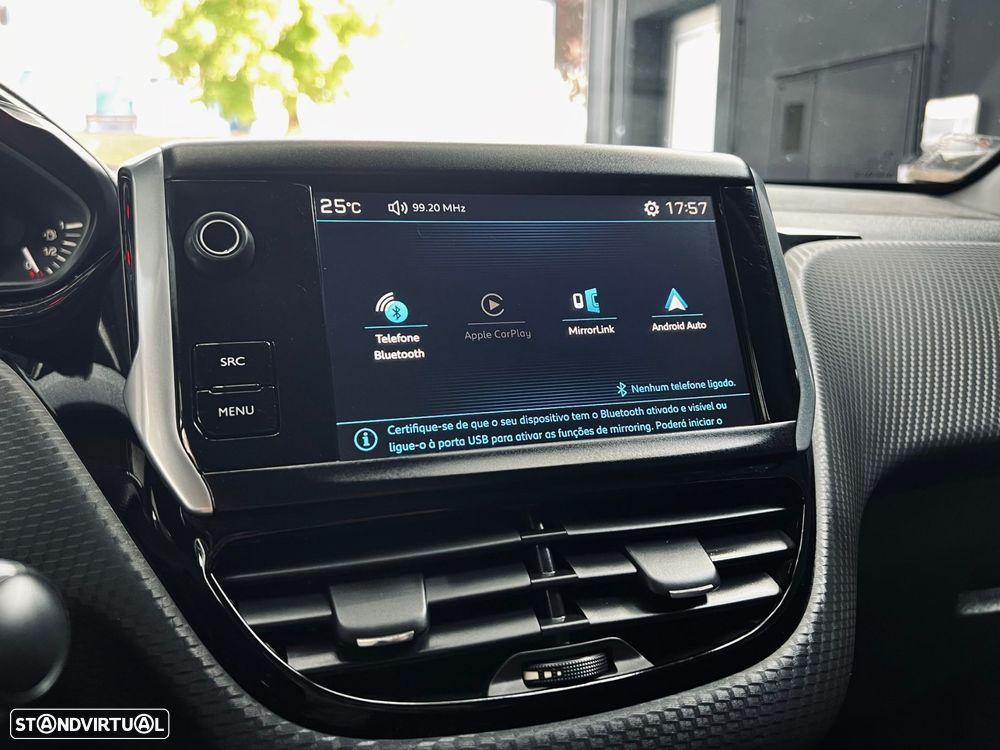 Peugeot 208 1.6 BlueHDi Style - 21