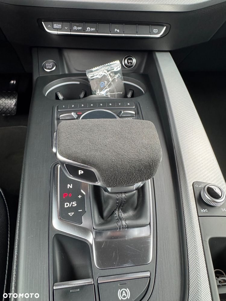 Audi A4 2.0 TFSI Quattro S tronic - 24