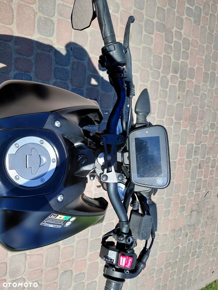 Yamaha MT - 9