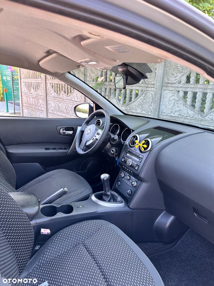 Nissan Qashqai 1.6 visia - 29