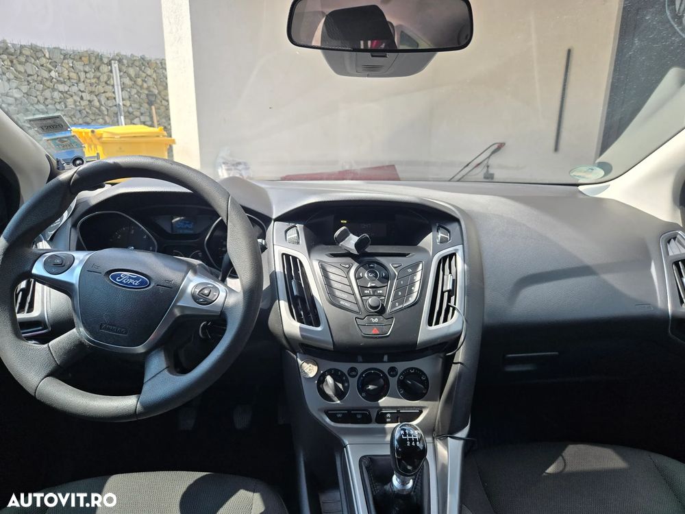 Ford Focus 1.6 TDCi DPF Start-Stopp-System Business - 4