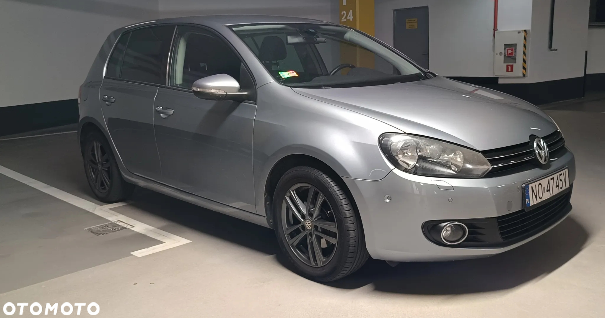 Volkswagen Golf VI 1.2 TSI Comfortline - 5
