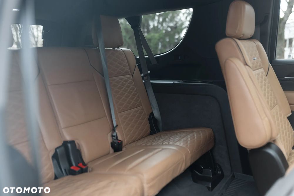 Cadillac Escalade - 21