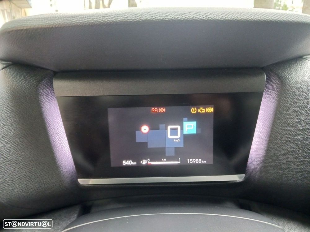 Citroën C4 X 1.2 PureTech Plus EAT8 - 12