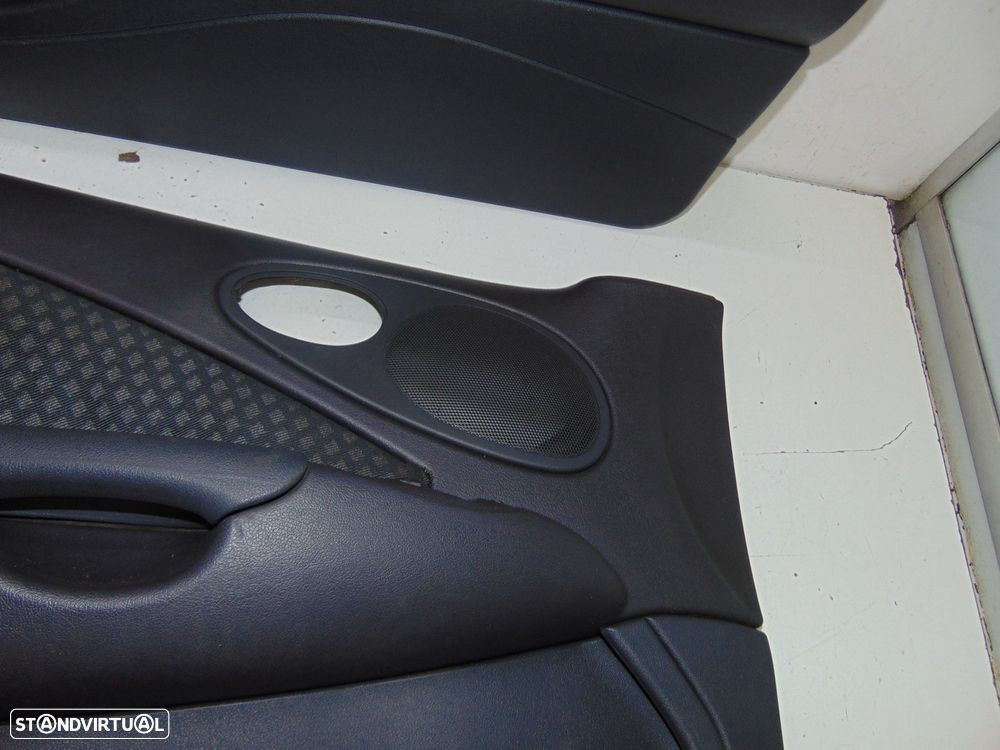 Ford Puma quartelas das portas - 4