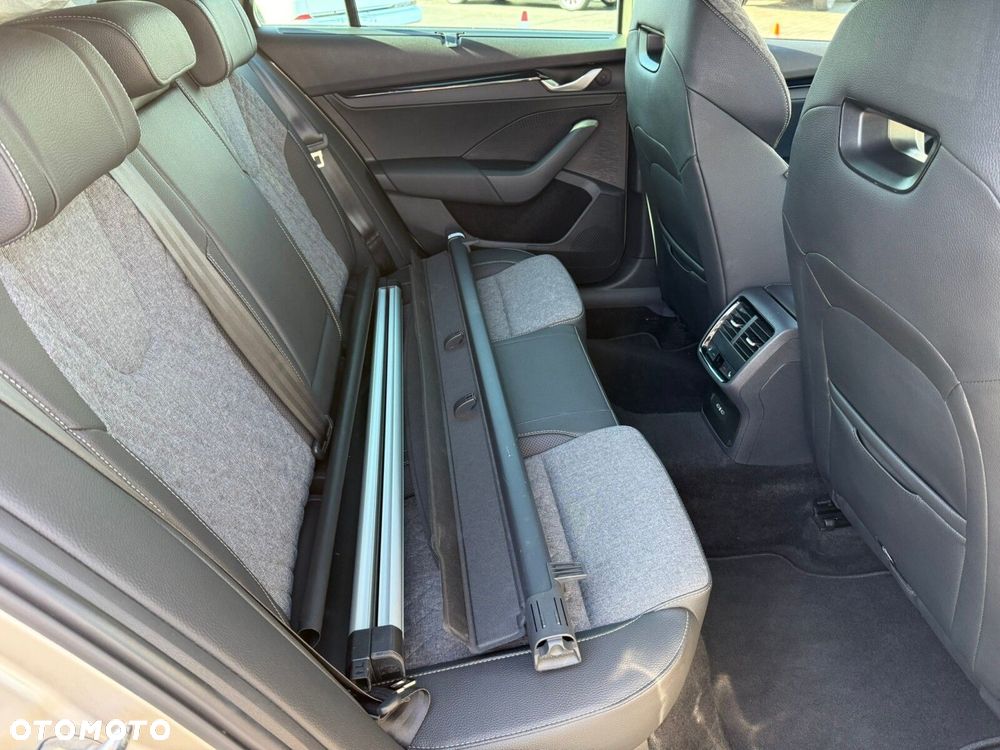 Skoda Octavia 2.0 TSI Sportline 4x4 DSG - 33