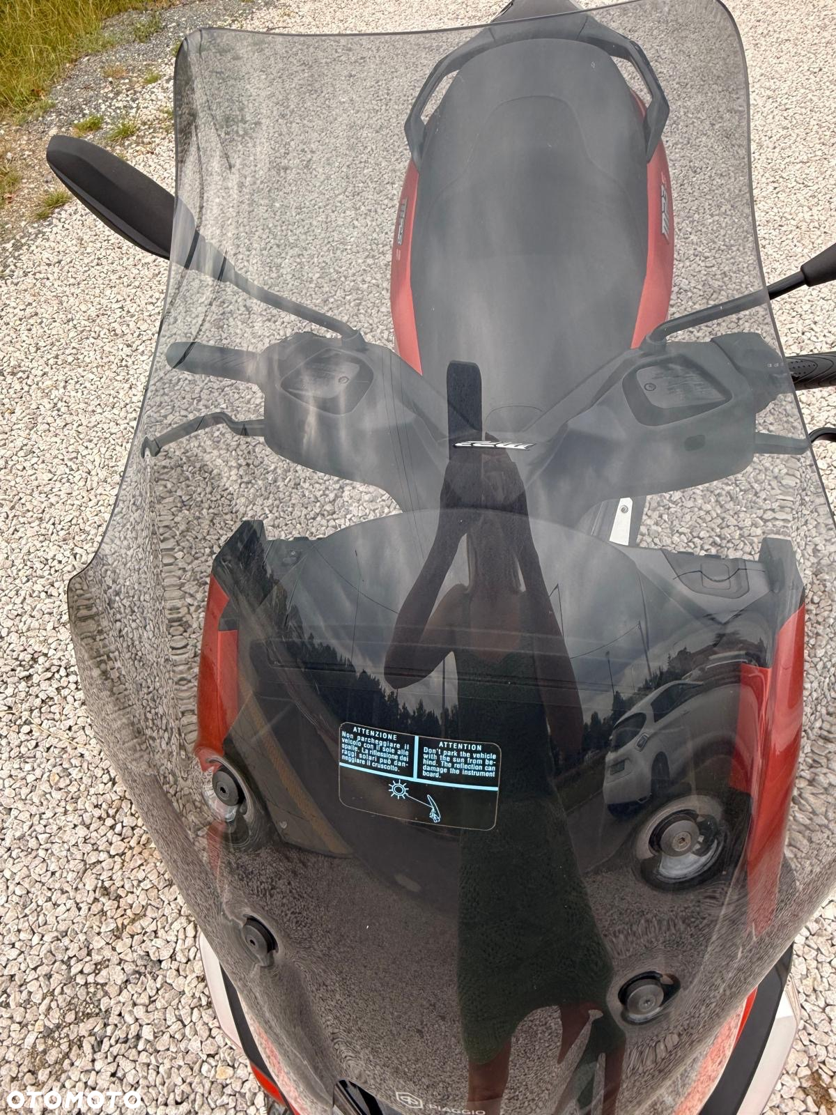 Piaggio MP-3 - 16