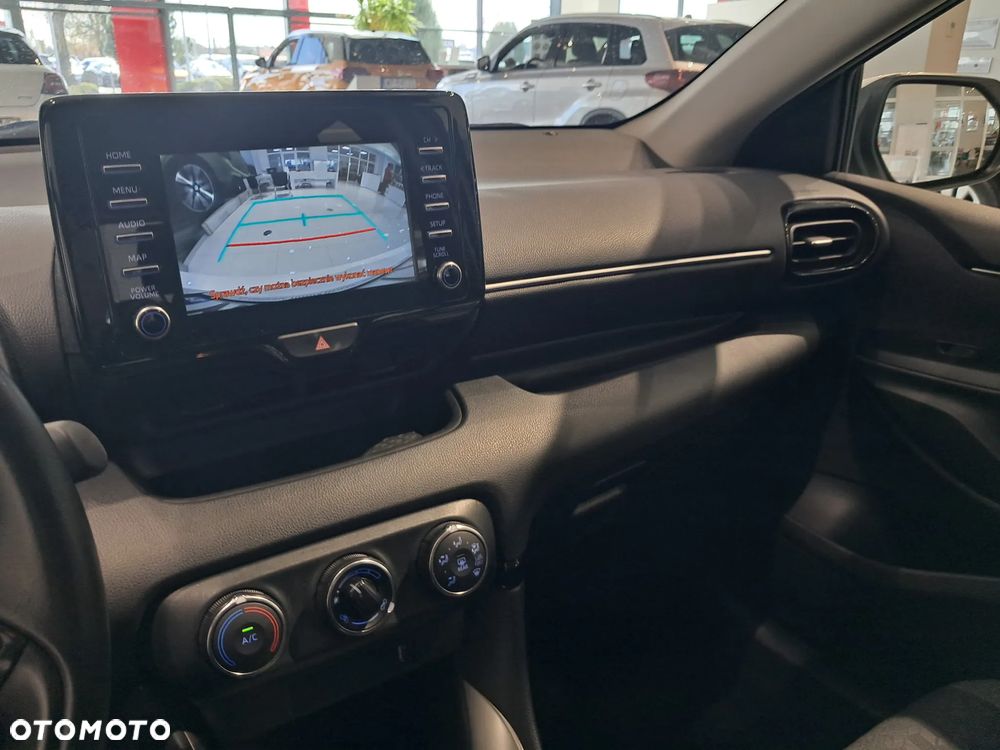 Toyota Yaris 1.5 Comfort - 13