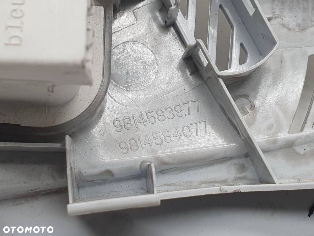 LAMPKA PODSUFITKI SZYBERDACH PEUGEOT 5008 II 2019 EUROPA - 6