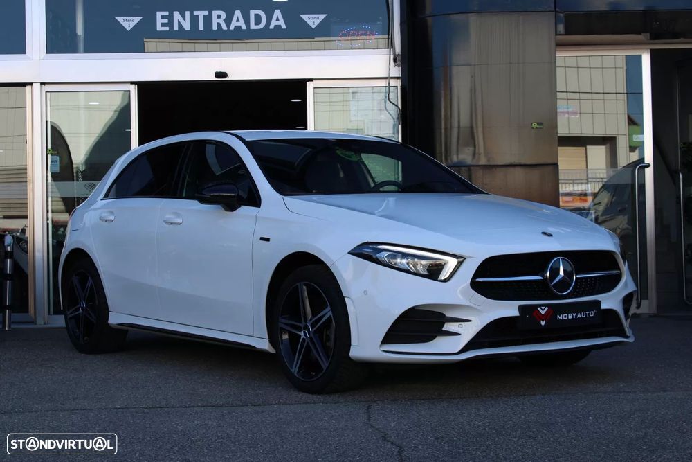 Mercedes-Benz A 250 e AMG Line - 1