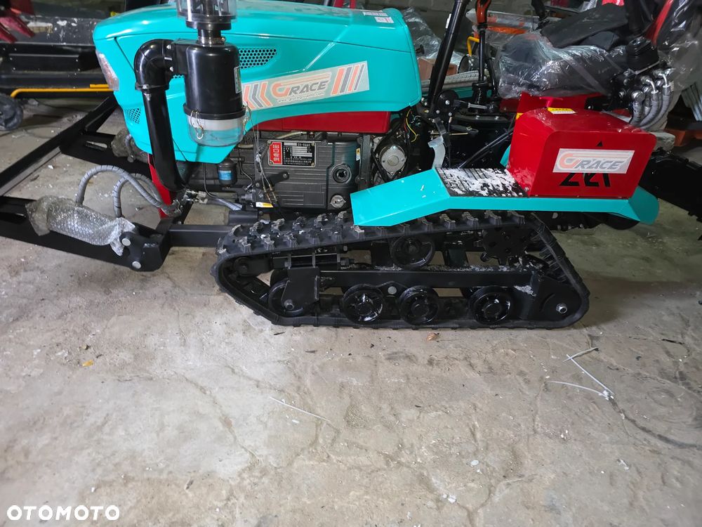 Inny traktor 35HP - 7