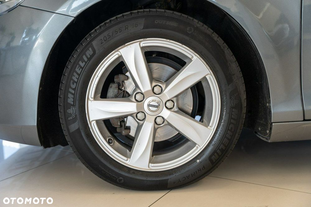 Volvo V40 - 9