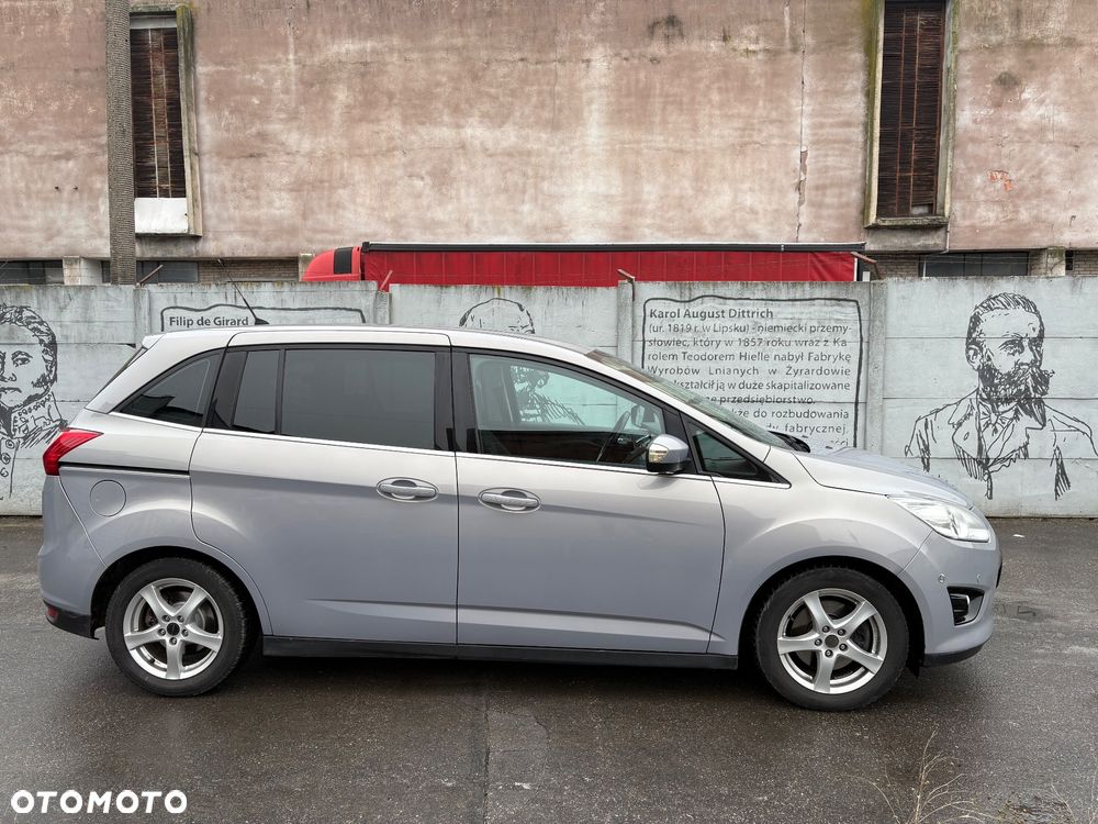 Ford Grand C-MAX - 4