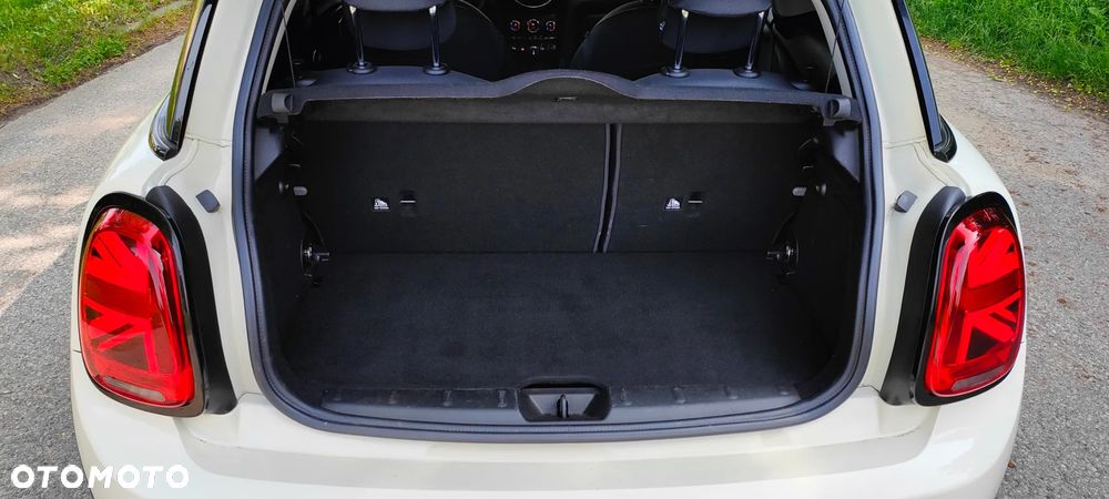 MINI ONE Cabrio - 21