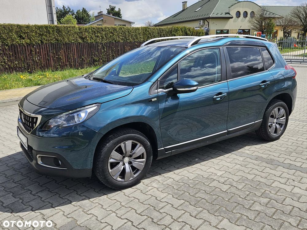 Peugeot 2008 1.2 Pure Tech Style S&S - 5