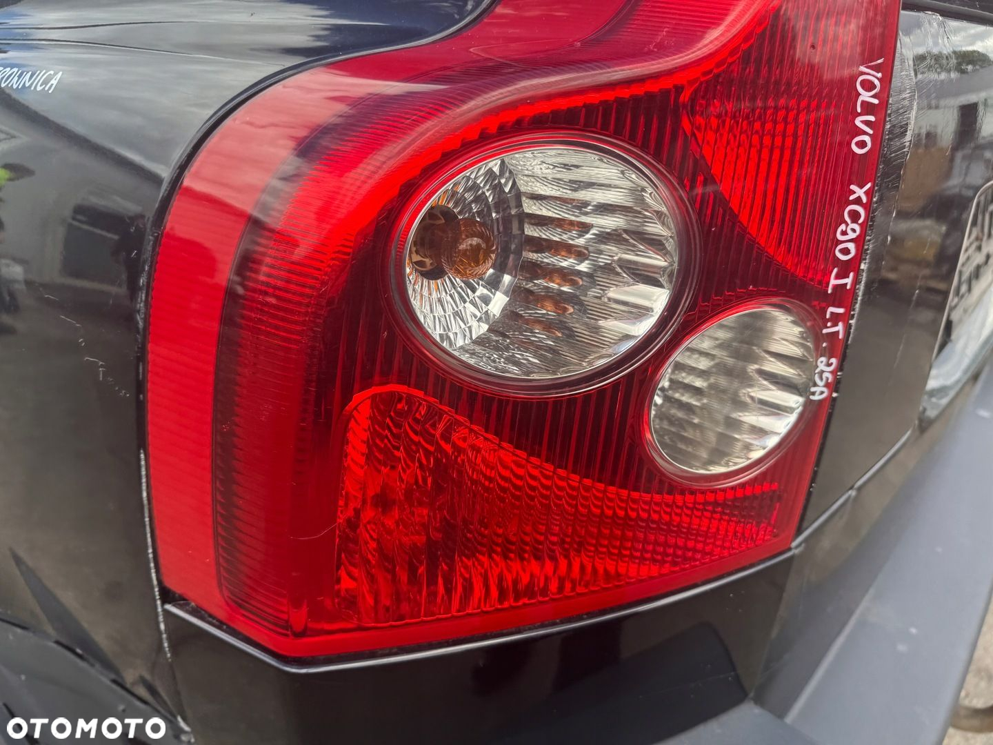 VOLVO XC90 I LAMPA LEWA TYLNA LEWY TYŁ - 10