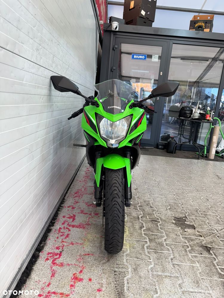 Kawasaki Ninja - 28