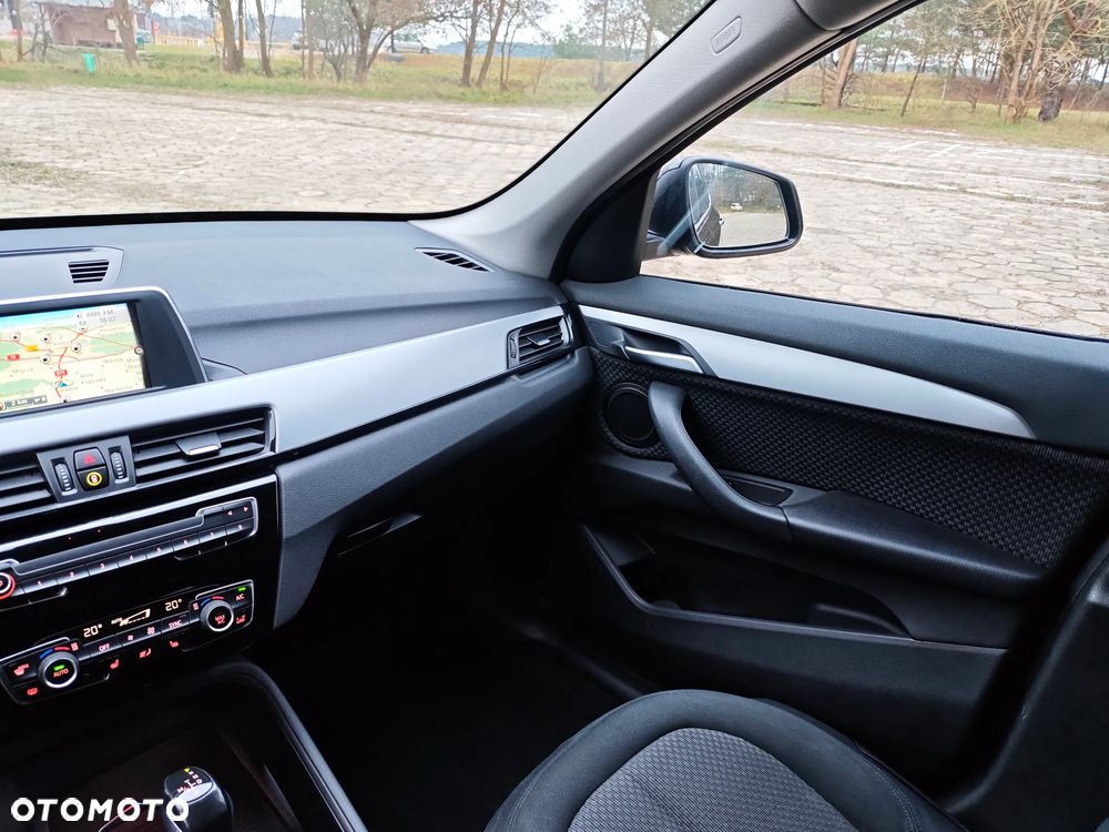 BMW X1 xDrive18d Advantage sport - 37