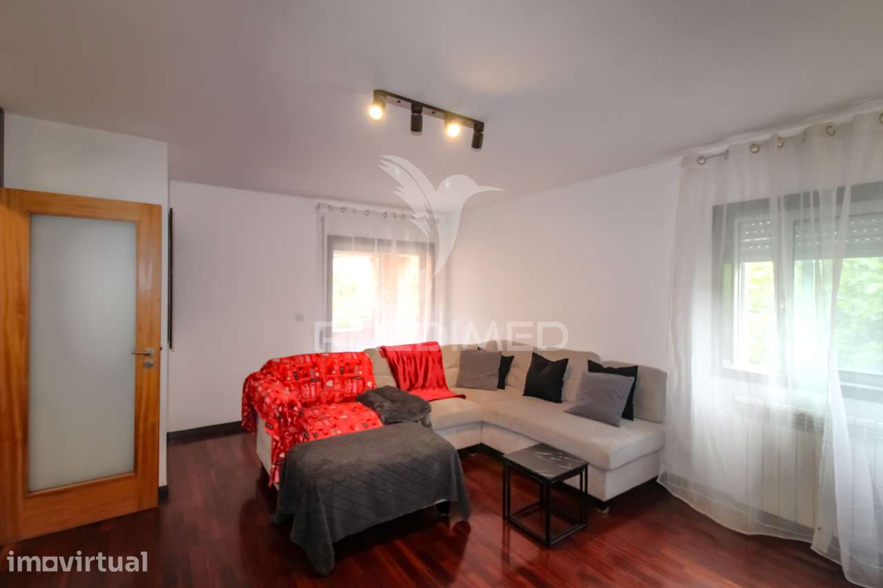 T3 mobilado, varanda e lugar de garagem em Baguim do Monte, Gondomar - Grande imagem: 2/32