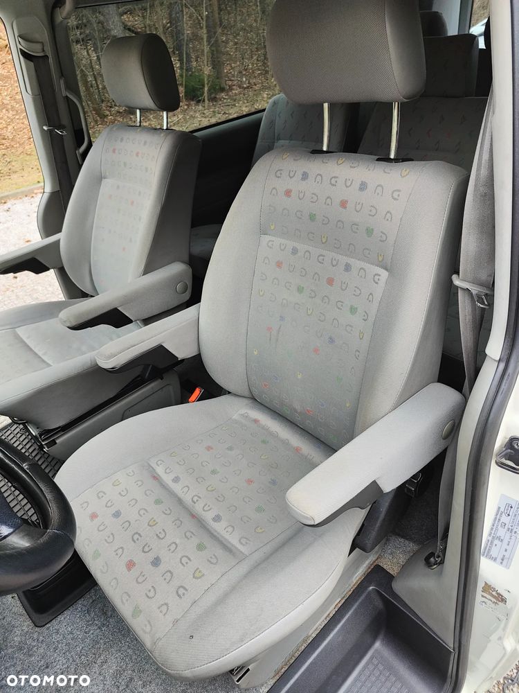 Volkswagen Transporter - 21