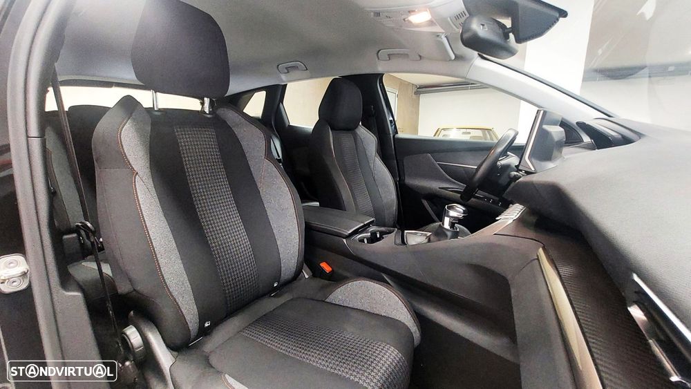 Peugeot 3008 1.2 PureTech Active Pack - 12