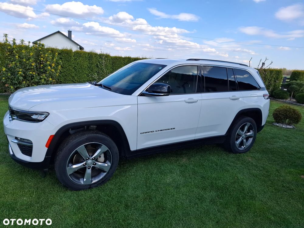 Jeep Grand Cherokee - 2