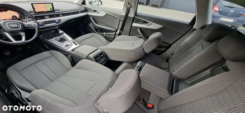 Audi A4 Avant 2.0 TDI design - 17